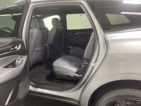 Used 2024 Buick Enclave Essence w/ Sport Touring Edition image 13