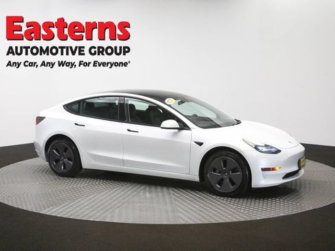 Used 2023 Tesla Model 3 Standard Range RWD image 42