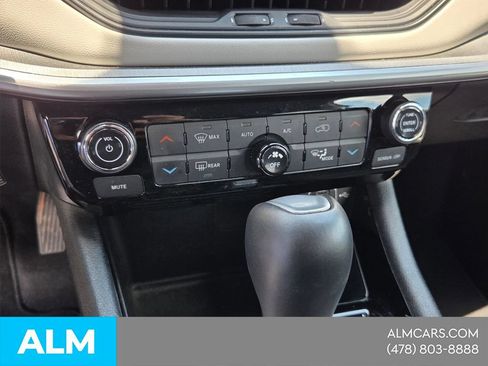 Used 2025 Jeep Compass Limited AWD/4WD image 25