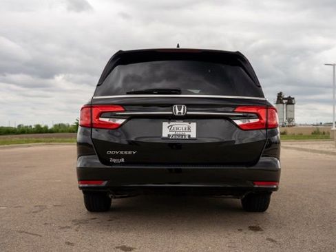 Used 2024 Honda Odyssey EX-L image 6
