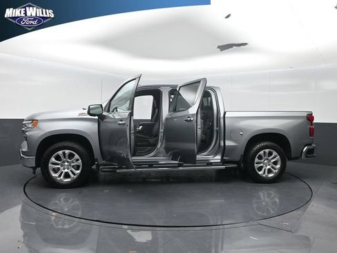 Used 2025 Chevrolet Silverado 1500 LTZ w/ LTZ Premium Package AWD/4WD image 28