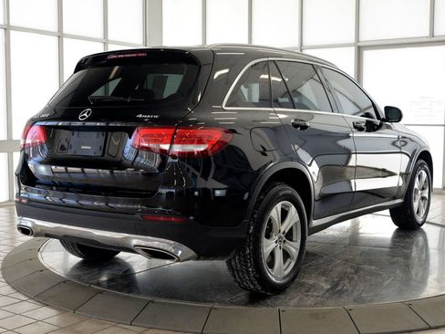 Used 2018 Mercedes-Benz GLC 300 4MATIC image 5