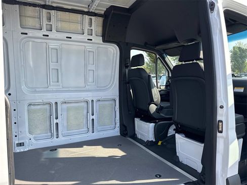 New 2025 Mercedes-Benz Sprinter 2500 image 12