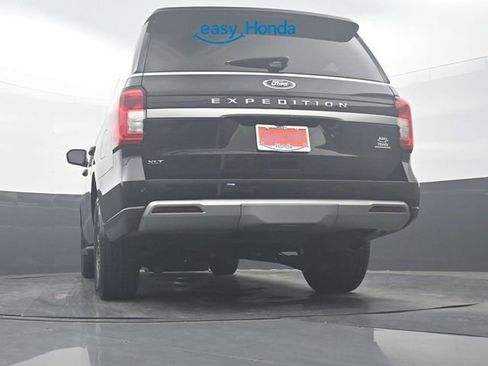 Used 2024 Ford Expedition XLT image 32