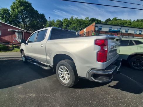 Used 2021 Chevrolet Silverado 1500 LT AWD/4WD image 6