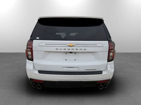 Used 2023 Chevrolet Suburban Premier AWD/4WD image 8