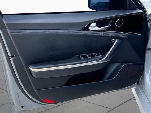 Used 2022 Kia Stinger GT-Line RWD image 21