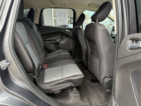 Used 2018 Ford Escape SE w/ SE Sync 3 Package FWD image 11