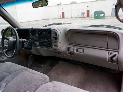 Used 1998 Chevrolet Silverado 1500 4x4 Extended Cab w/ Preferred Equipment Group 2 image 42