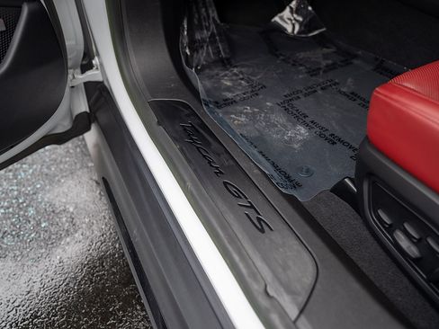 Certified 2023 Porsche Taycan GTS image 20