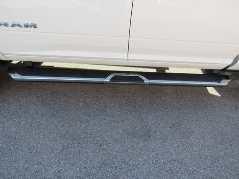 Used 2024 RAM 2500 Big Horn image 9