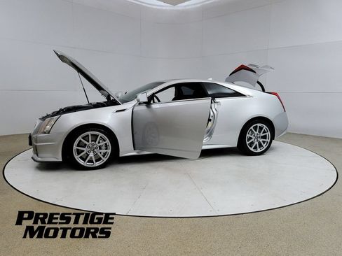 Used 2011 Cadillac CTS V w/ Wood Trim Package RWD image 10