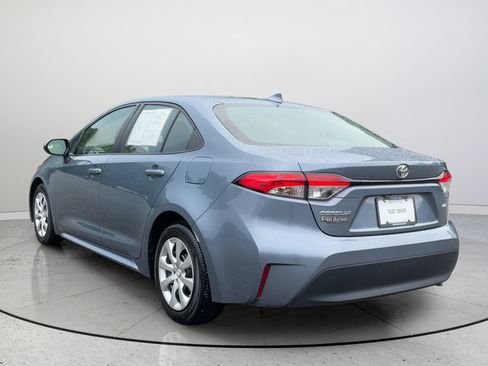 Used 2024 Toyota Corolla LE FWD image 9