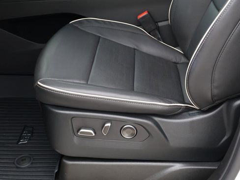 Used 2025 Cadillac Escalade ESV Premium Luxury w/ LPO, Floor Liner Package image 21