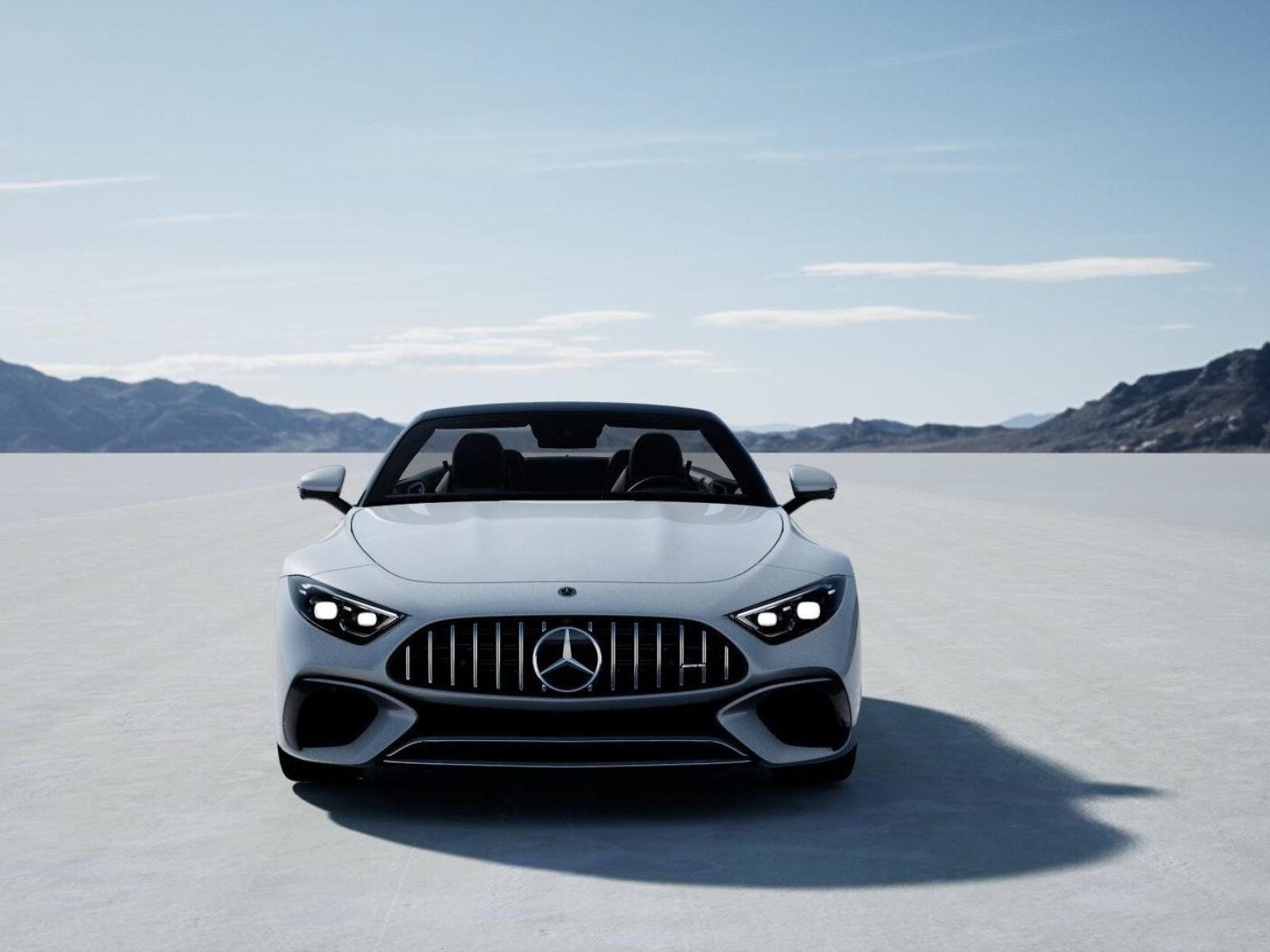 Certified 2022 Mercedes-Benz SL 55 AMG 4MATIC image 38