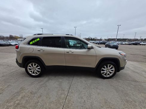 Used 2015 Jeep Cherokee Limited image 4