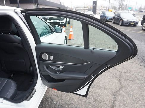 Used 2022 Mercedes-Benz E 450 4MATIC Sedan image 30