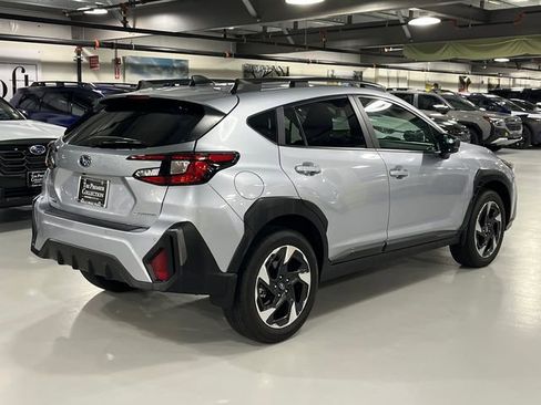 Used 2024 Subaru Crosstrek 2.5i Limited AWD/4WD image 2