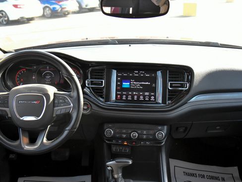 Used 2022 Dodge Durango SXT image 36