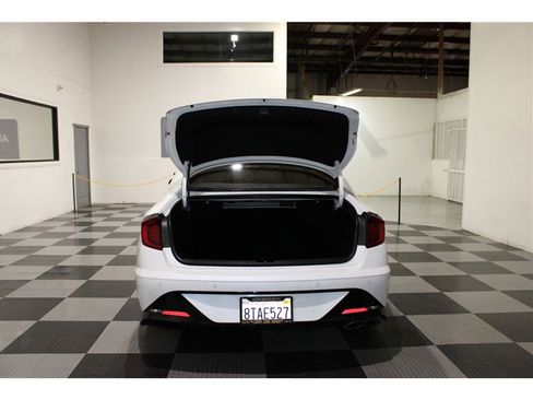 Used 2021 Hyundai Sonata Limited image 20
