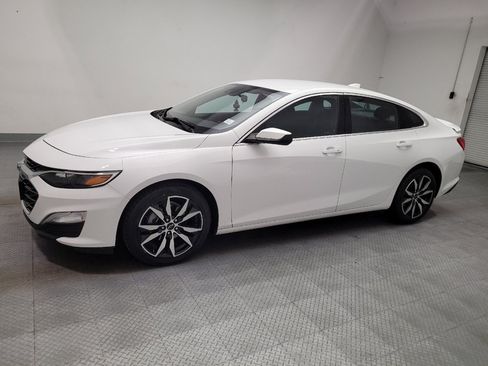 Used 2024 Chevrolet Malibu RS FWD image 2