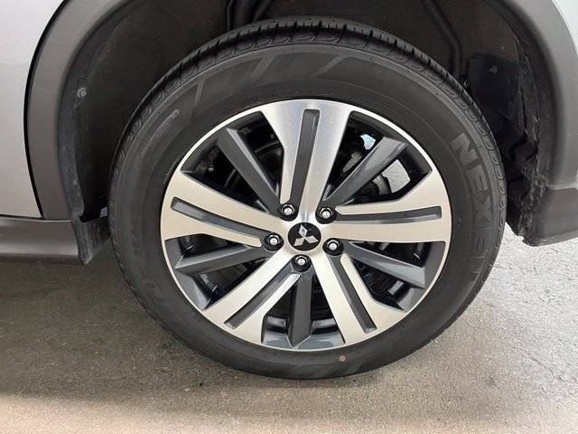 Used 2024 Mitsubishi Outlander Sport SE AWD/4WD image 28