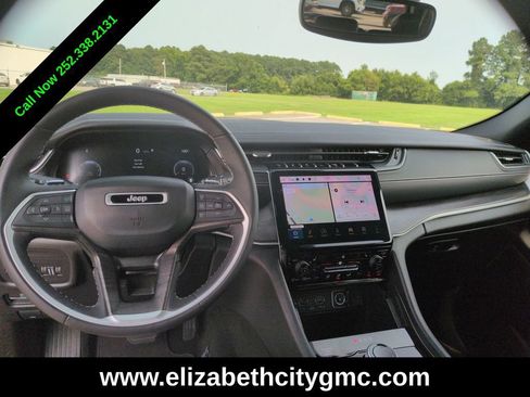 Used 2024 Jeep Grand Cherokee Limited w/ Trailer Tow Package AWD/4WD image 10