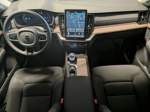 New 2026 Volvo XC90 B5 Plus image 16