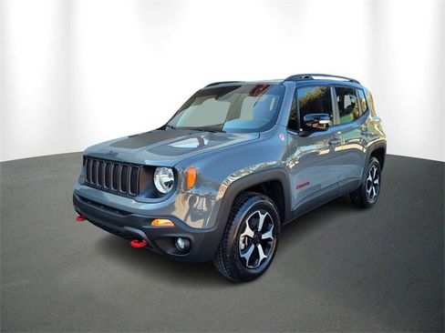 Used 2022 Jeep Renegade Trailhawk image 2