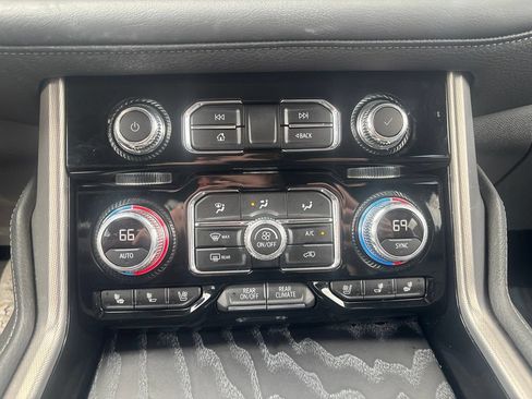 Used 2024 GMC Yukon Denali w/ Max Trailering Package AWD/4WD image 31