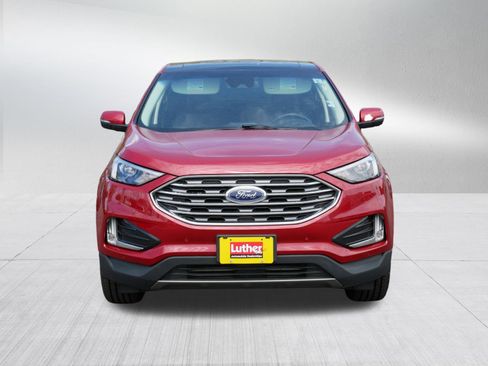 Used 2023 Ford Edge Titanium w/ Class II Trailer Tow Package AWD/4WD image 2