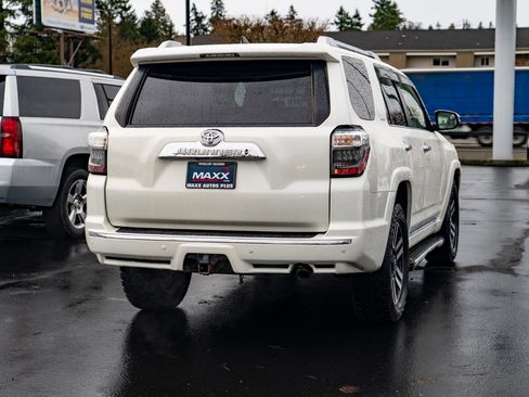 Used 2016 Toyota 4Runner Limited image 9