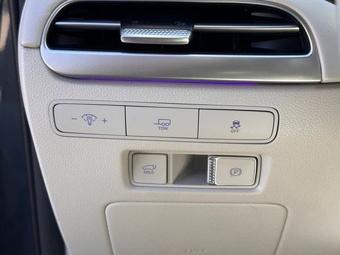 Used 2025 Hyundai Palisade Limited image 30