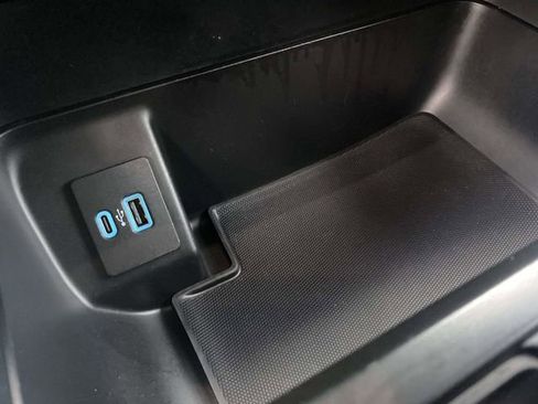 Certified 2022 Ford F150 XLT w/ Equipment Group 301A Mid image 28