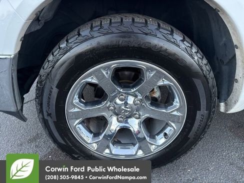 Used 2015 RAM 1500 Laramie w/ Convenience Group image 9