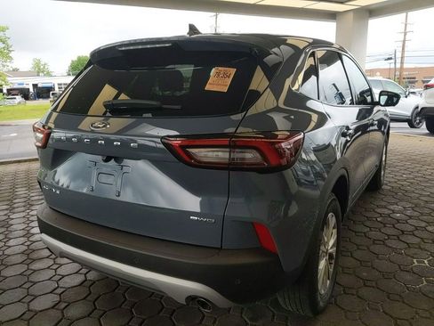 Used 2023 Ford Escape Active w/ Tech Pack #2 AWD/4WD image 6