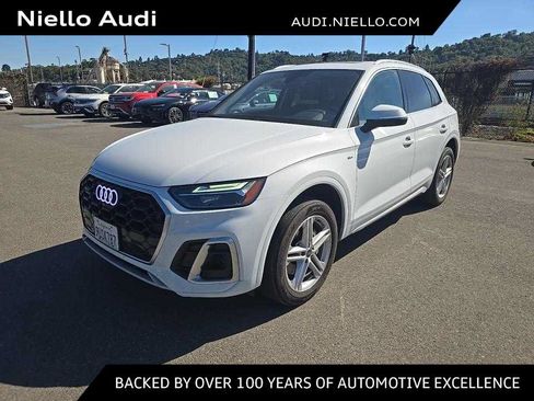 Used 2024 Audi Q5 e Premium Plus w/ Premium Plus Package AWD/4WD image 1