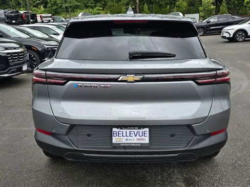 New 2026 Chevrolet Equinox EV LT AWD/4WD image 3