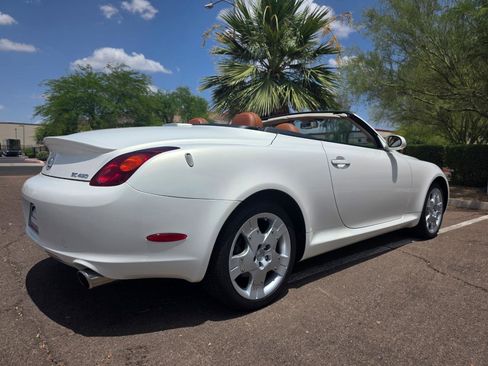 Used 2004 Lexus SC 430 Convertible RWD image 33