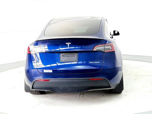 Used 2024 Tesla Model Y Long Range image 5