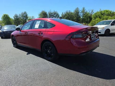 Certified 2025 Honda Accord SE image 12