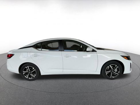 Used 2025 Nissan Sentra SV image 16