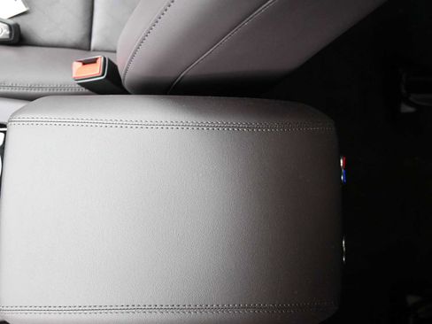 New 2026 Ford Explorer Platinum image 44