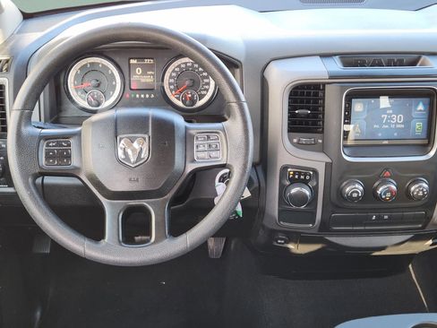 Used 2019 RAM 1500 Express w/ Express Value Package RWD image 21