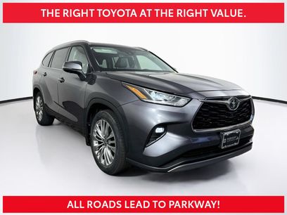Certified 2024 Toyota Highlander Platinum