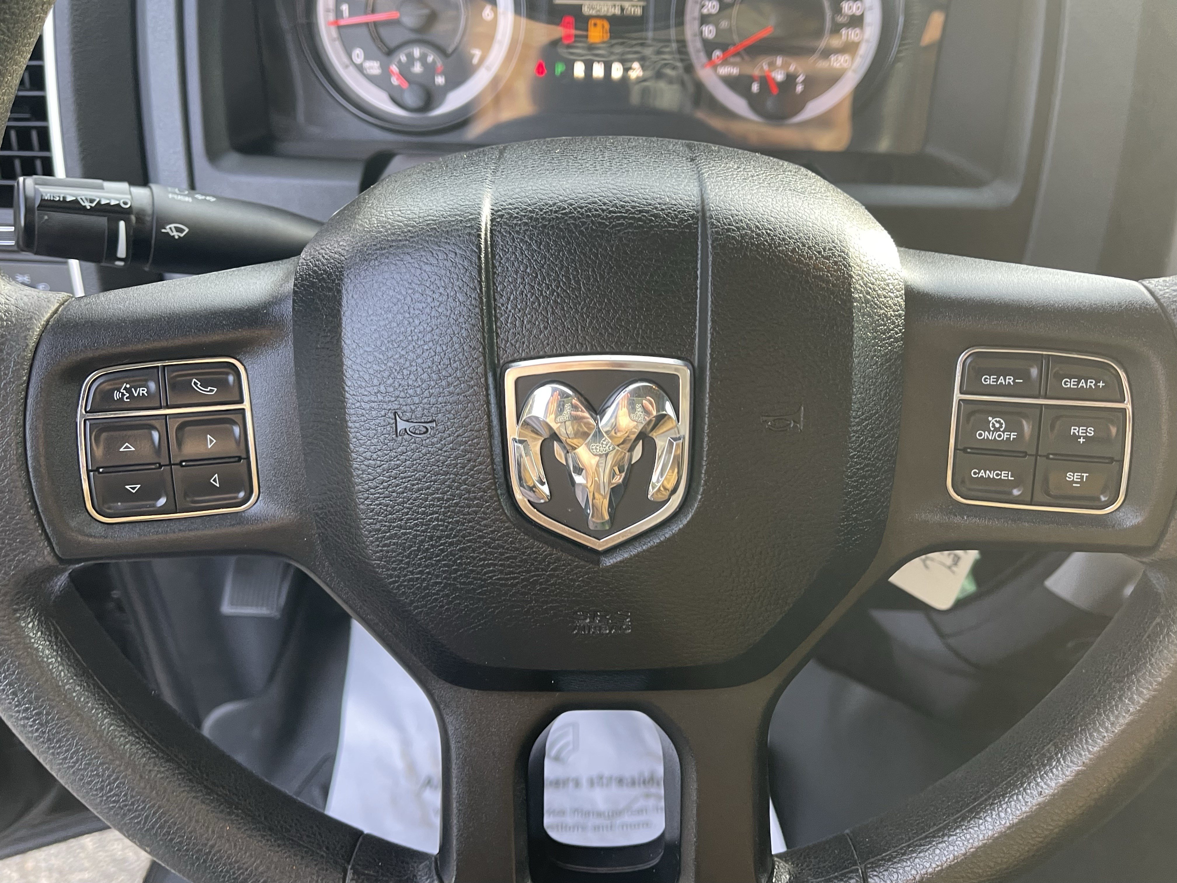 Used 2019 RAM 1500 Classic SLT AWD/4WD image 20