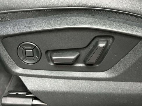 Used 2022 Audi Q7 3.0T Premium Plus AWD/4WD image 24