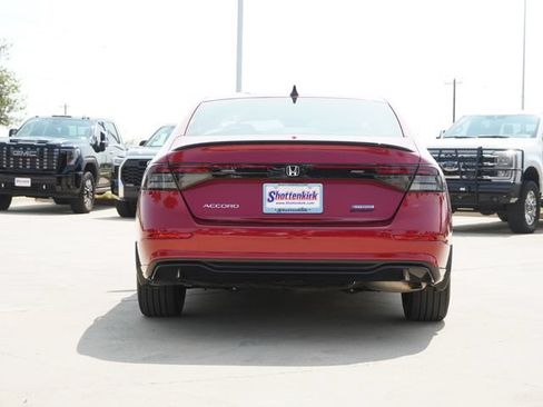 Used 2024 Honda Accord Sport image 8