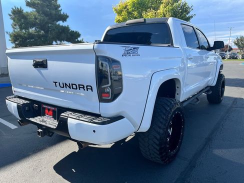 Used 2017 Toyota Tundra Platinum AWD/4WD image 5
