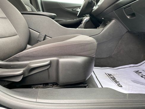 Used 2023 Chevrolet Malibu LT image 11